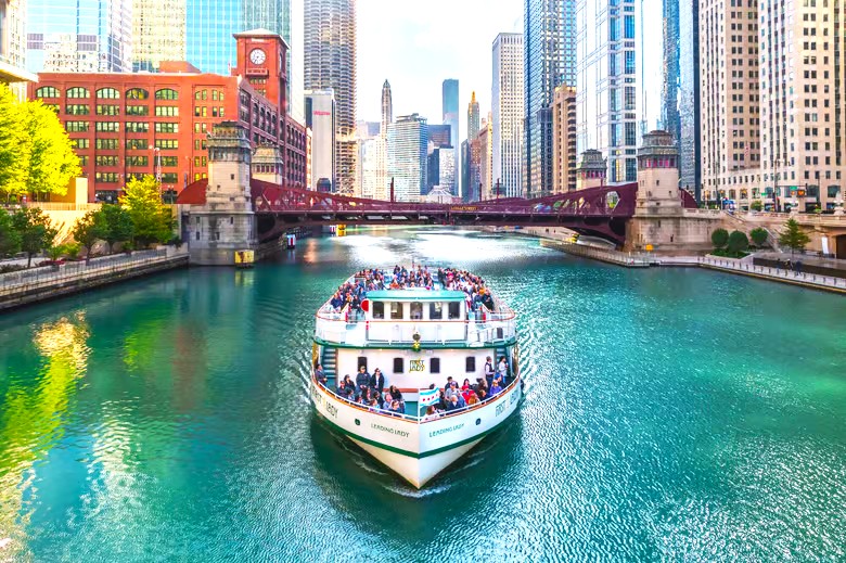Architecture on the Chicago River