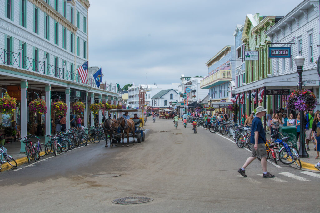 Mackinac Island educational tours for school groups