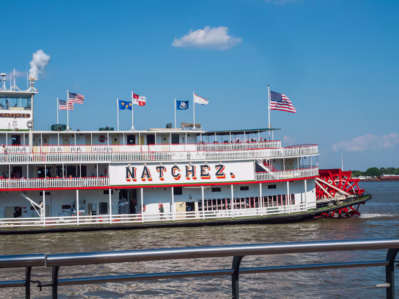 Steamboat-Natchez