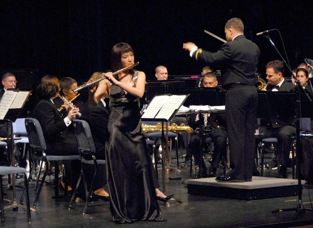 US Navy 070505 N 2240E 027 Winner of the Seventh Annual U.S. Navy Band High School Concerto Competition, solos with the Band on Hungarian Pastoral Fantasie on stage